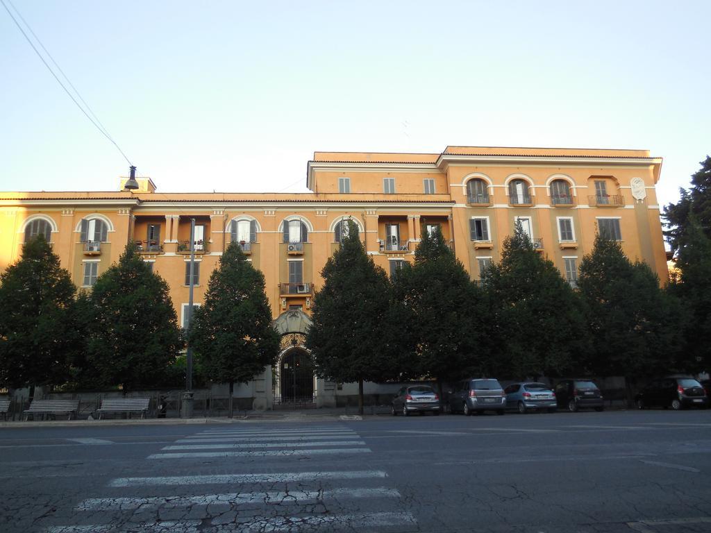 Sunny Guest House Рим Экстерьер фото